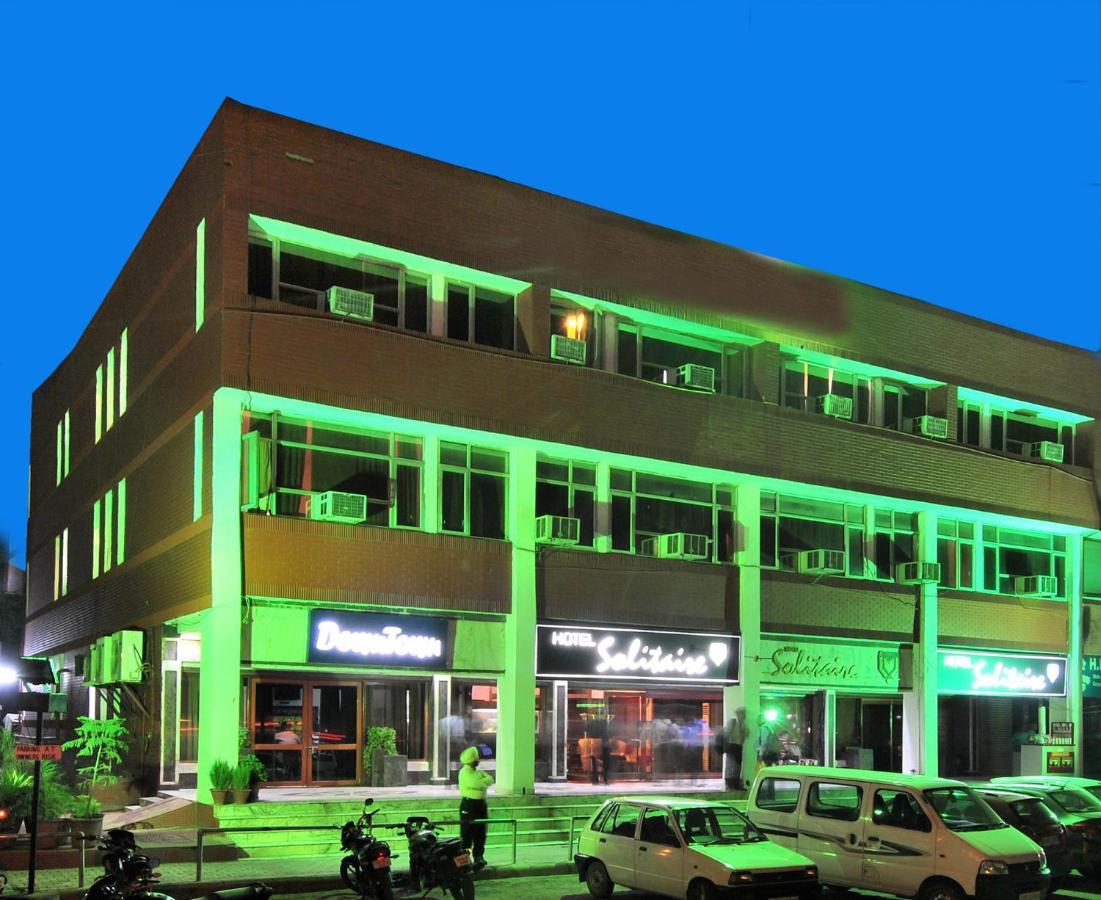 Hotel Solitaire Chandigarh - 10 Mins From Railway Station Dış mekan fotoğraf