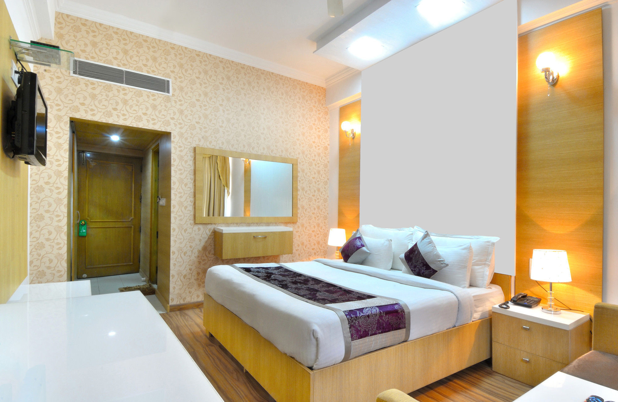Hotel Solitaire Chandigarh - 10 Mins From Railway Station Dış mekan fotoğraf